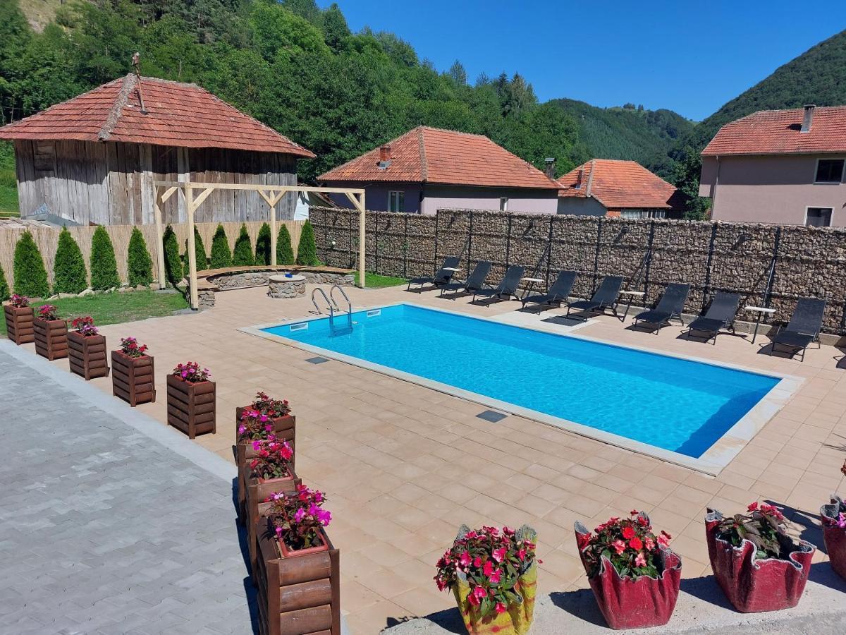 Apartments Tatic Kopaonik Luaran gambar